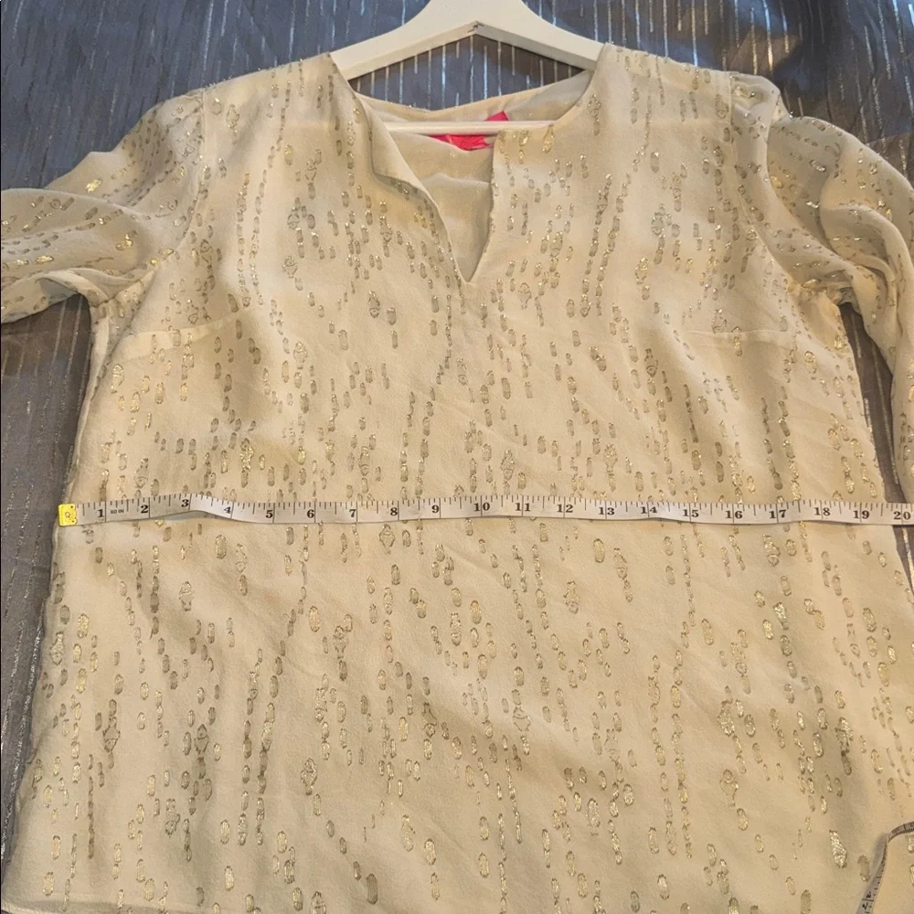 Lilly Pulitzer ELLAREY Cream V-Notch Metallic Dot Silk Blouse Size M - Picture 10 of 12